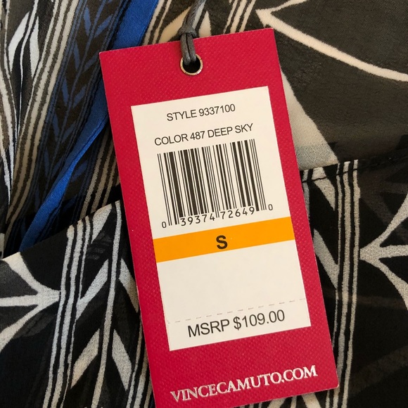NWT Vince Camuto Graphic Poncho Top w/Cami Size S - Picture 6 of 8